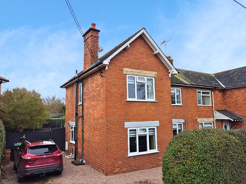 Caswell Crescent, Leominster, Herefordshire, HR6 8BE