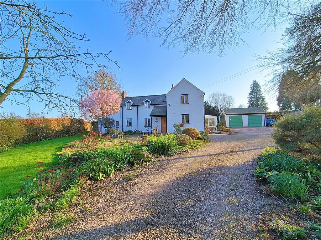 Hazeldene, Shirlheath, Kingsland, Leominster, HR6 9RH