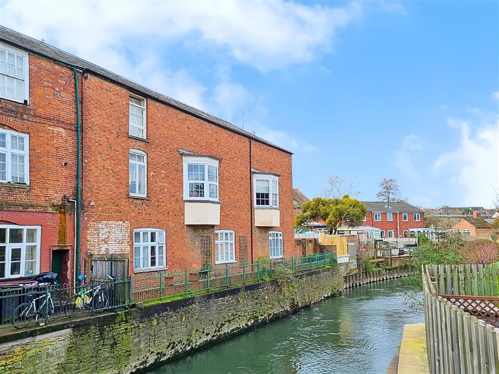 Waterloo Rooms, Vicarage Street, Leominster, Herefordshire, HR6 8DS