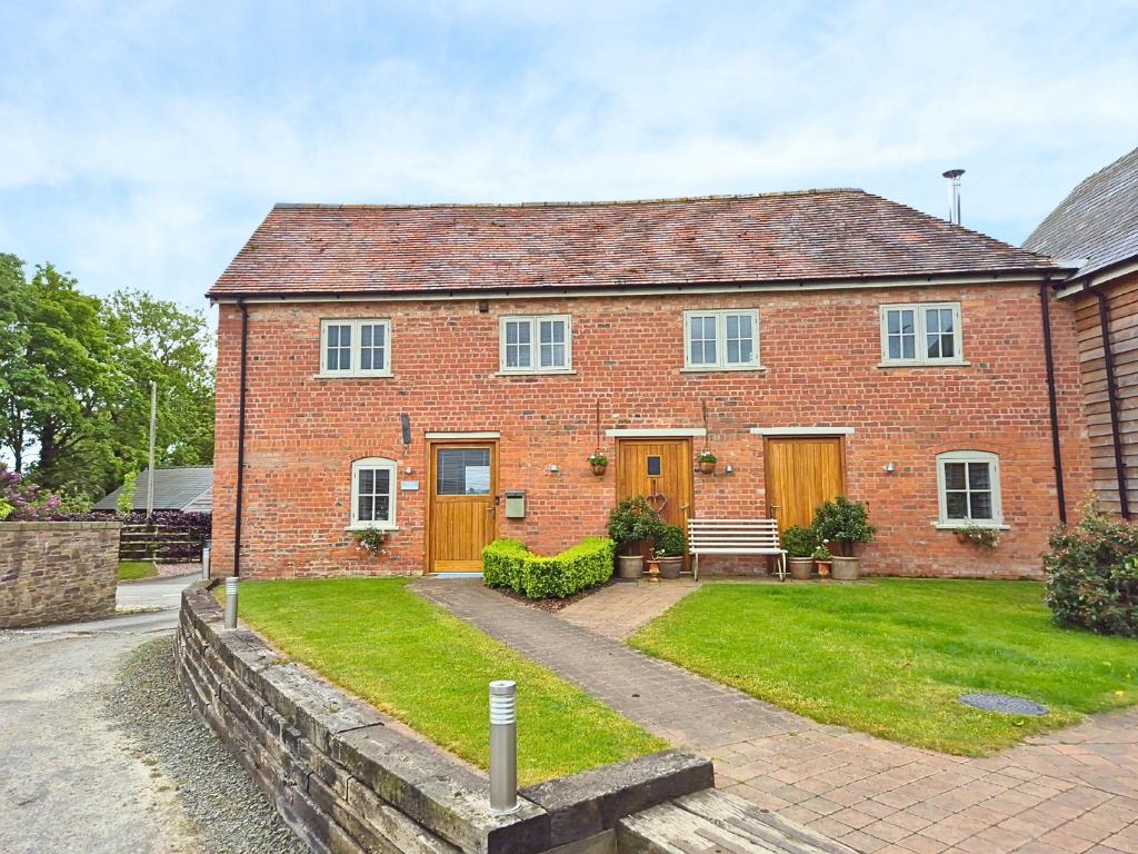Ledicot Farm Barns, Leominster, HR6 9NX